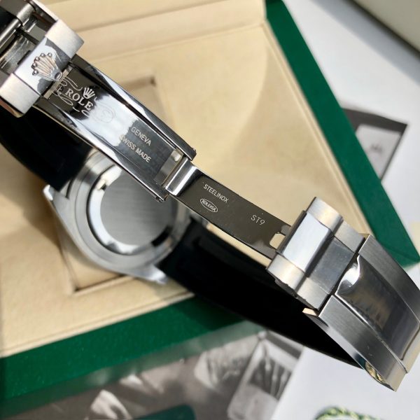 Rolex Cosmograph Daytona 40mm, Ref. # 116519ln-0038 - Image 8